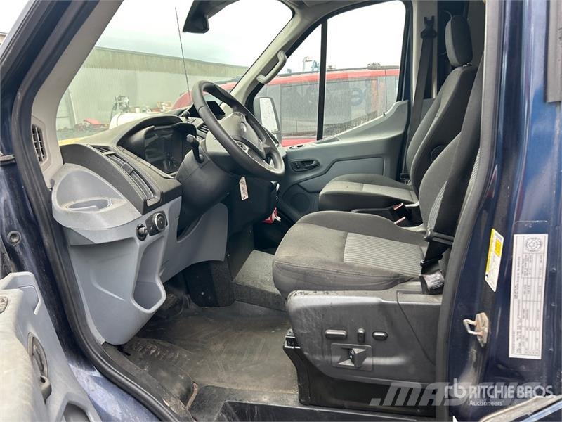 Ford Transit 350 4x2 Utility Truck شاحنات خفيفة/مفصلية الجوانب