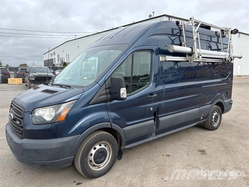 Ford Transit 350 4x2 Utility Truck 皮卡车