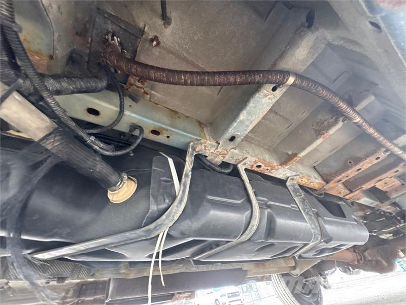 Ford Transit 350 4x2 Utility Truck 皮卡车