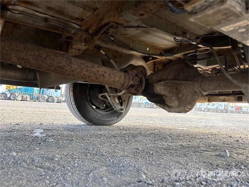 Ford Transit 350 4x2 Utility Truck شاحنات خفيفة/مفصلية الجوانب