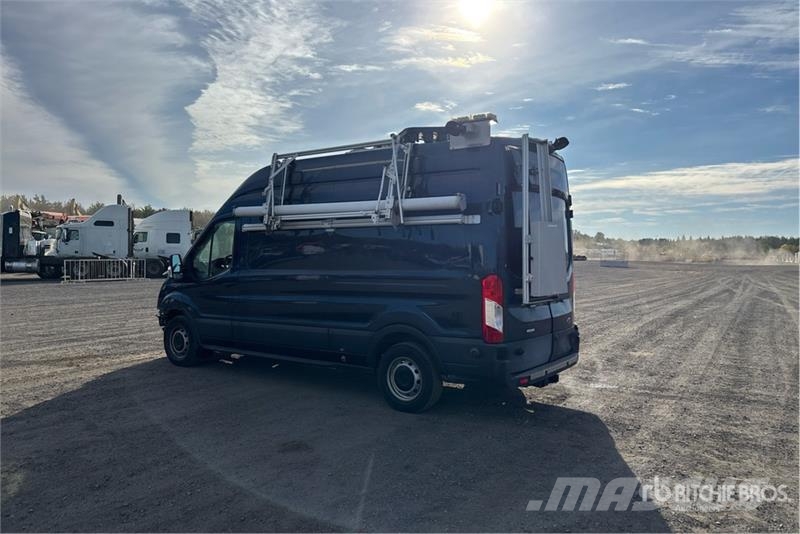 Ford Transit 350 4x2 Utility Truck Pikapai / Bortiniai sunkvežimiai
