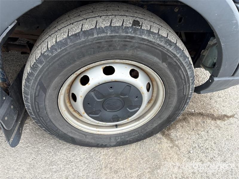 Ford Transit 350 4x2 Utility Truck 皮卡车