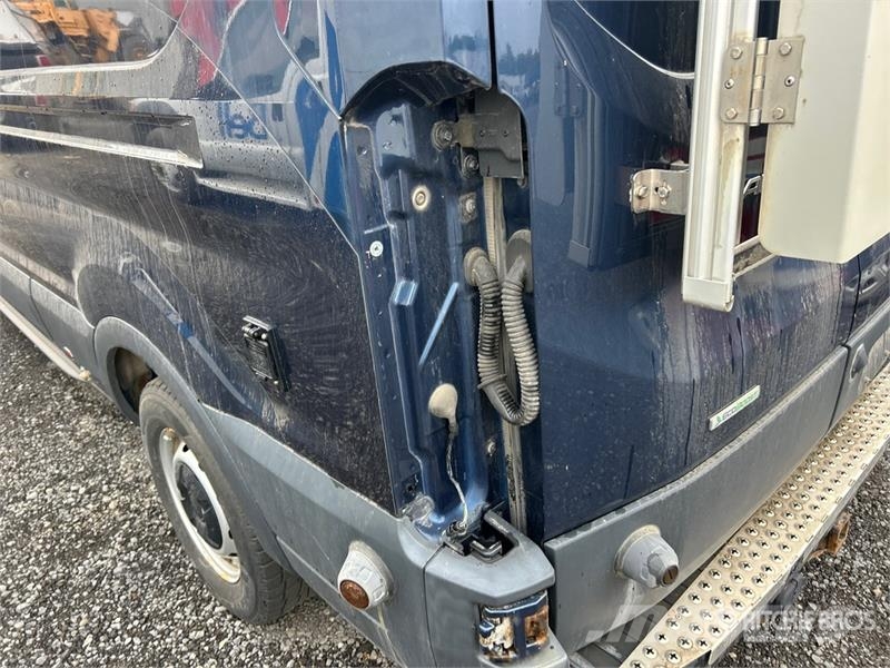 Ford Transit 350 4x2 Utility Truck شاحنات خفيفة/مفصلية الجوانب