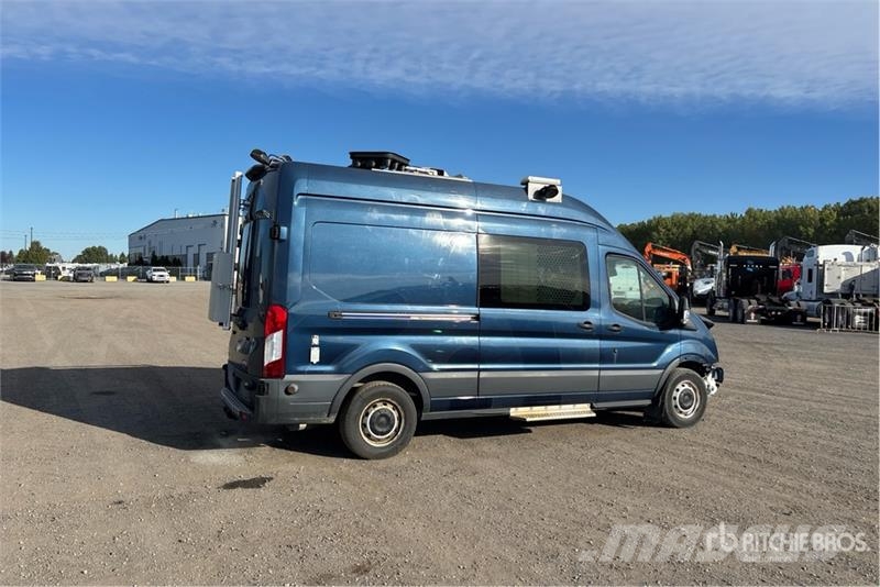 Ford Transit 350 4x2 Utility Truck Pikapai / Bortiniai sunkvežimiai