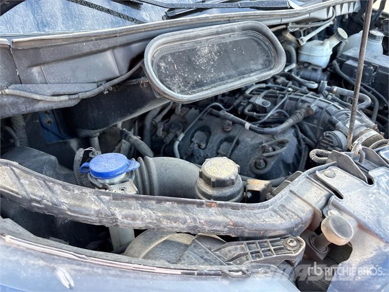 Ford Transit 350 4x2 Utility Truck شاحنات خفيفة/مفصلية الجوانب