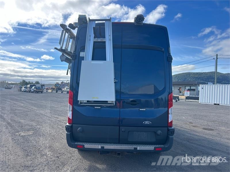Ford Transit 350 4x2 Utility Truck شاحنات خفيفة/مفصلية الجوانب