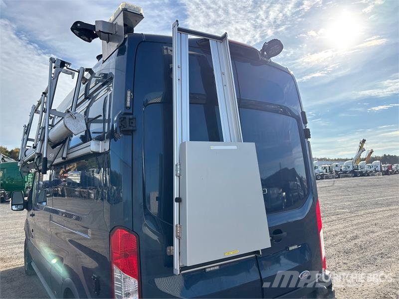 Ford Transit 350 4x2 Utility Truck Pikapai / Bortiniai sunkvežimiai