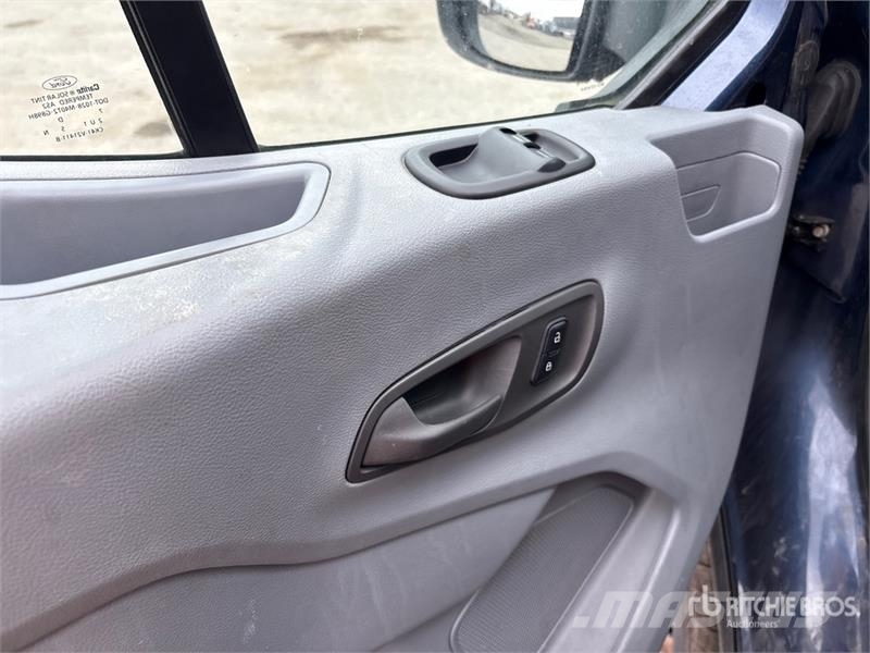 Ford Transit 350 4x2 Utility Truck 皮卡车