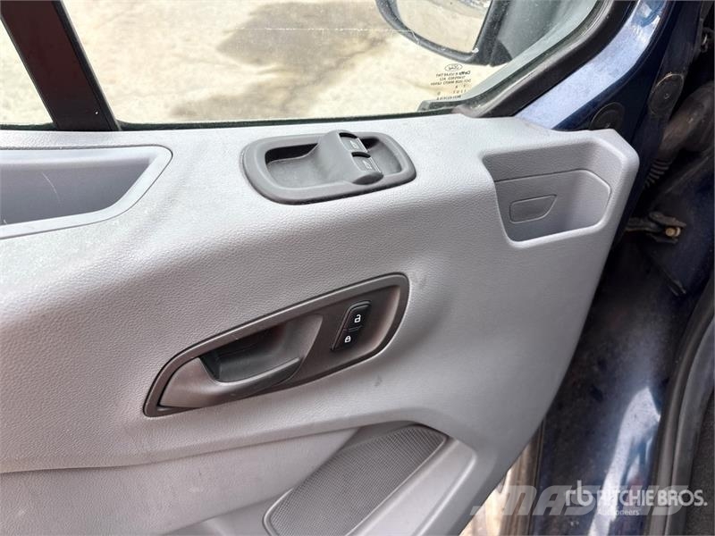 Ford Transit 350 4x2 Utility Truck 皮卡车