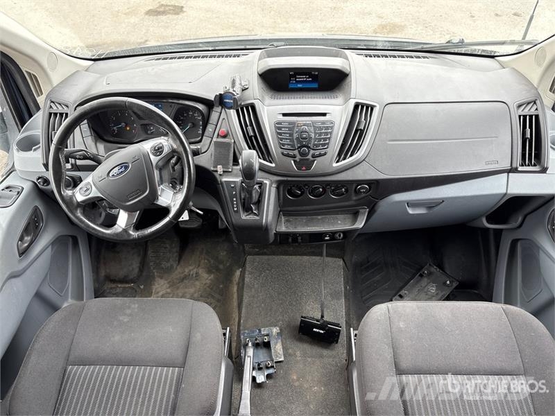 Ford Transit 350 4x2 Utility Truck 皮卡车