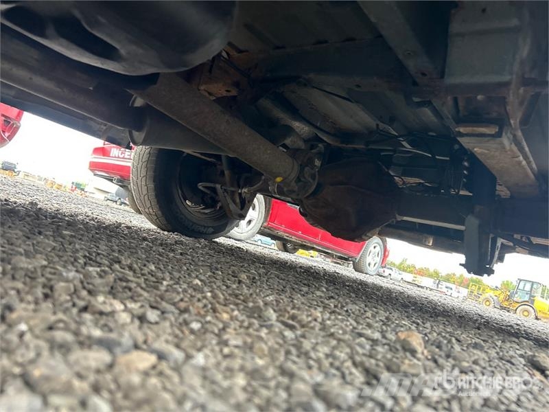Ford Transit 350 4x2 Utility Truck شاحنات خفيفة/مفصلية الجوانب