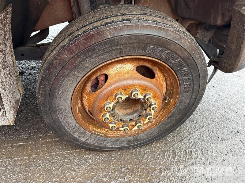 Ford TTS25-5-GY 35 ft on Ford F-450 4x4 Van Mounted Ae Auto korvtõstukid
