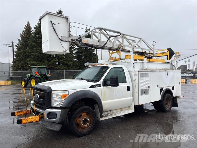 Ford TTS25-5-GY 35 ft on Ford F-450 4x4 Van Mounted Ae Auto korvtõstukid