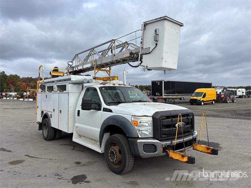 Ford TTS25-5-GY 35 ft on Ford F-450 4x2 Van Mounted Ae LKW-Arbeitsbühnen
