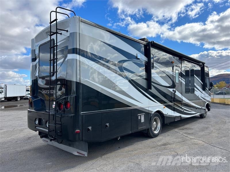 Forest River Georgetown XL Motor Home المنازل المتنقلة والكرافانات