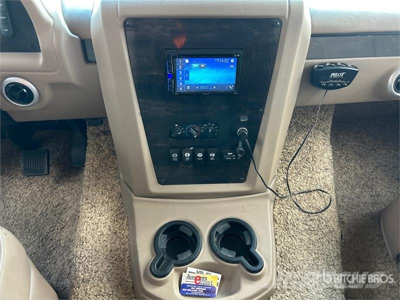 Forest River Georgetown XL Motor Home المنازل المتنقلة والكرافانات