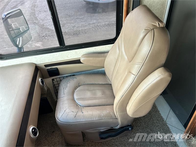 Forest River Georgetown XL Motor Home المنازل المتنقلة والكرافانات