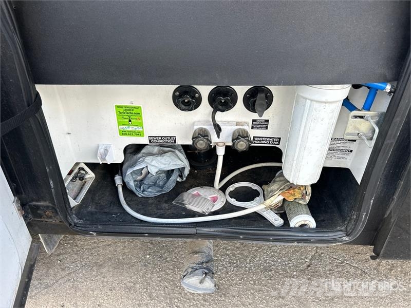 Forest River Georgetown XL Motor Home المنازل المتنقلة والكرافانات