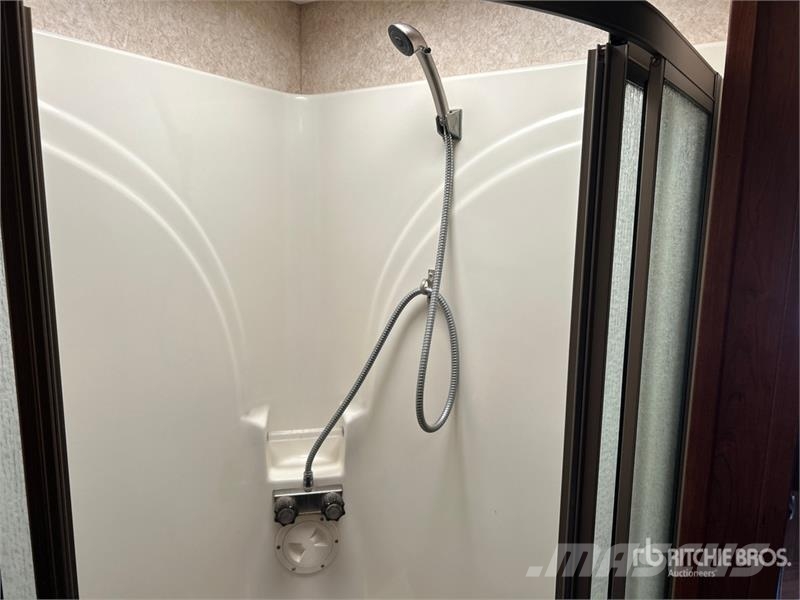 Forest River Georgetown XL Motor Home المنازل المتنقلة والكرافانات