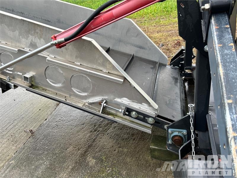 Formation Ag 1840 Clean-Cut 18 ft Draper Combine H Combine harvester heads