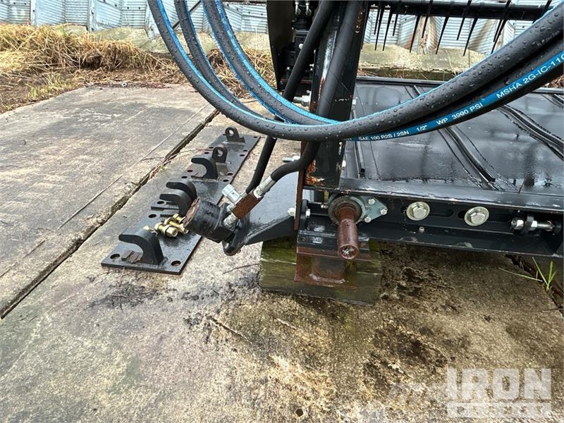 Formation Ag 1840 Clean-Cut 18 ft Draper Combine H Combine harvester heads
