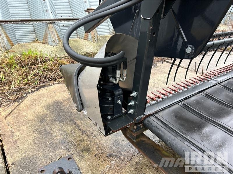 Formation Ag 1840 Clean-Cut 18 ft Draper Combine H Combine harvester heads