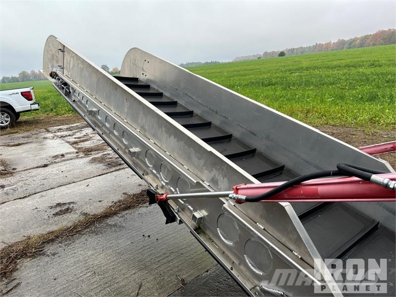 Formation Ag 1840 Clean-Cut 18 ft Draper Combine H Combine harvester heads
