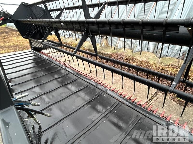 Formation Ag 1840 Clean-Cut 18 ft Draper Combine H Combine harvester heads
