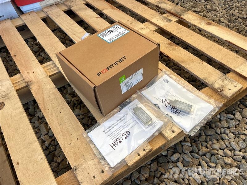 Fortinet FG-51G-BDL-950-12 Quantity of (1)FortiGat 其他組件