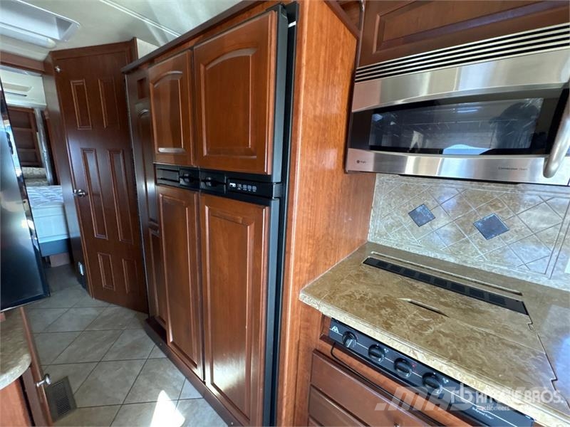 Four Winds 40k Motor Home Autocaravanas e Caravanas