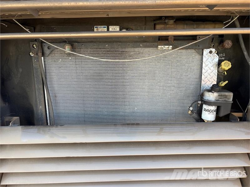Four Winds 40k Motor Home Autocaravanas e Caravanas