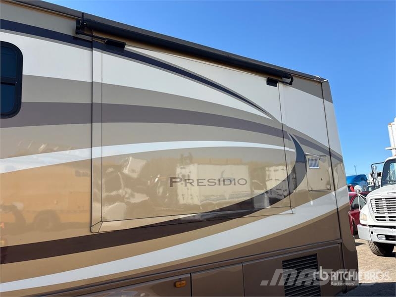 Four Winds 40k Motor Home Autocaravanas e Caravanas