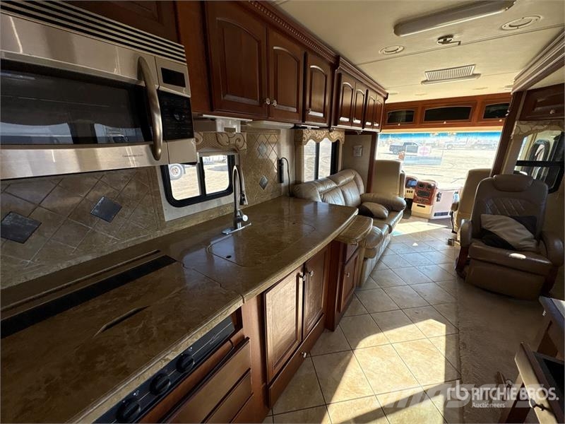 Four Winds 40k Motor Home Autocaravanas e Caravanas