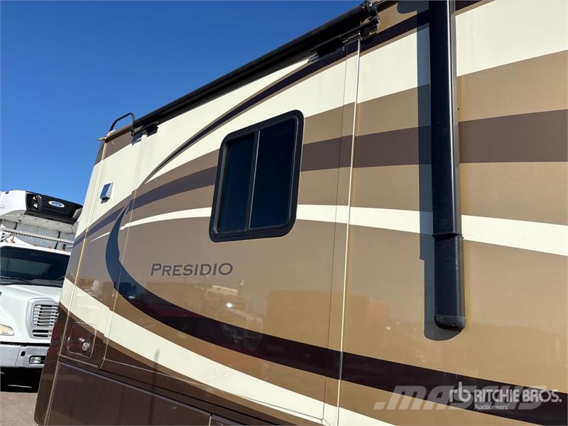Four Winds 40k Motor Home Autocaravanas e Caravanas