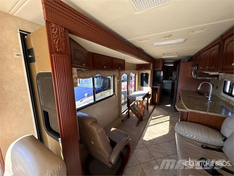 Four Winds 40k Motor Home Autocaravanas e Caravanas