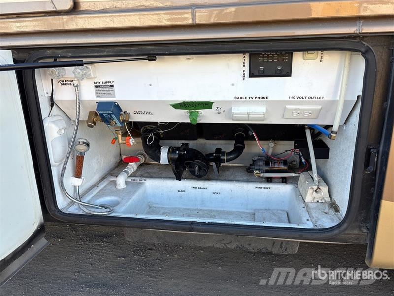 Four Winds 40k Motor Home Autocaravanas e Caravanas