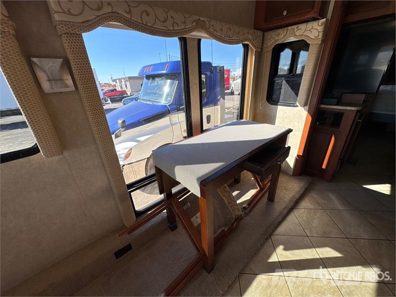 Four Winds 40k Motor Home Autocaravanas e Caravanas