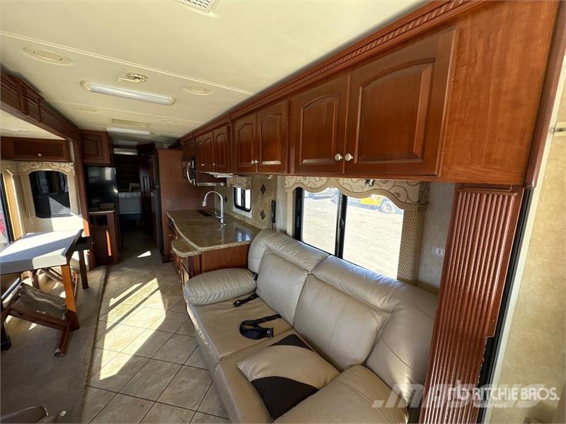 Four Winds 40k Motor Home Autocaravanas e Caravanas