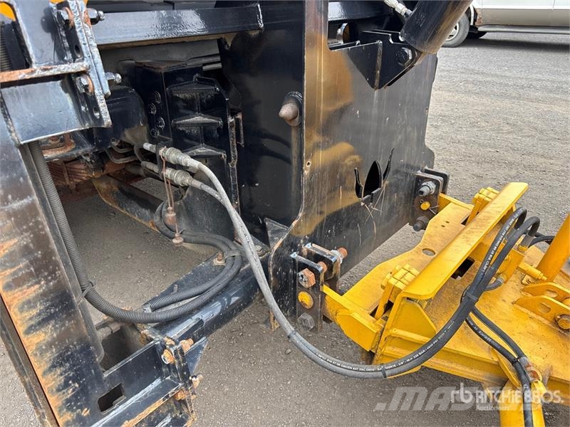 Freightliner 108SD 4x2 Snow Plow Truck Kommunal-Sonderfahrzeuge