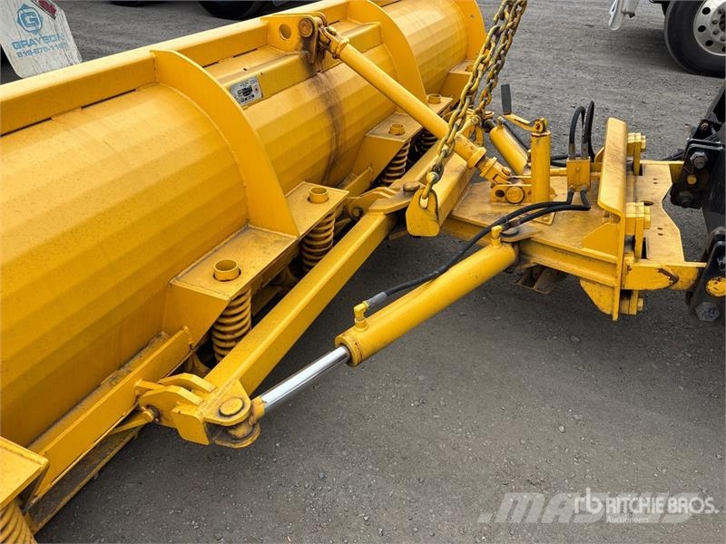 Freightliner 108SD 4x2 Snow Plow Truck Kommunal-Sonderfahrzeuge