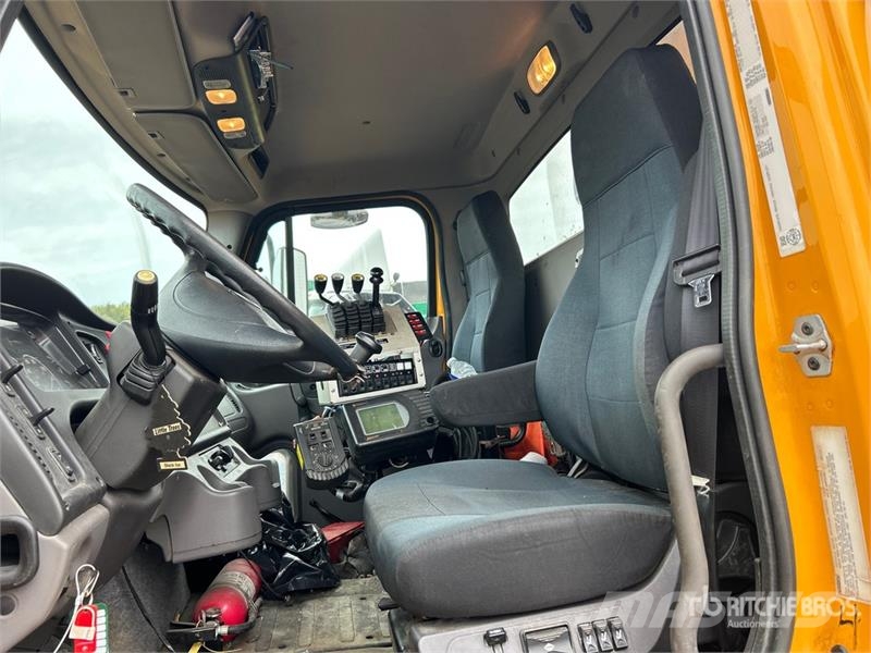Freightliner 108SD 6x4 Snow Plow Truck Komunalna vozila za opštu namenu