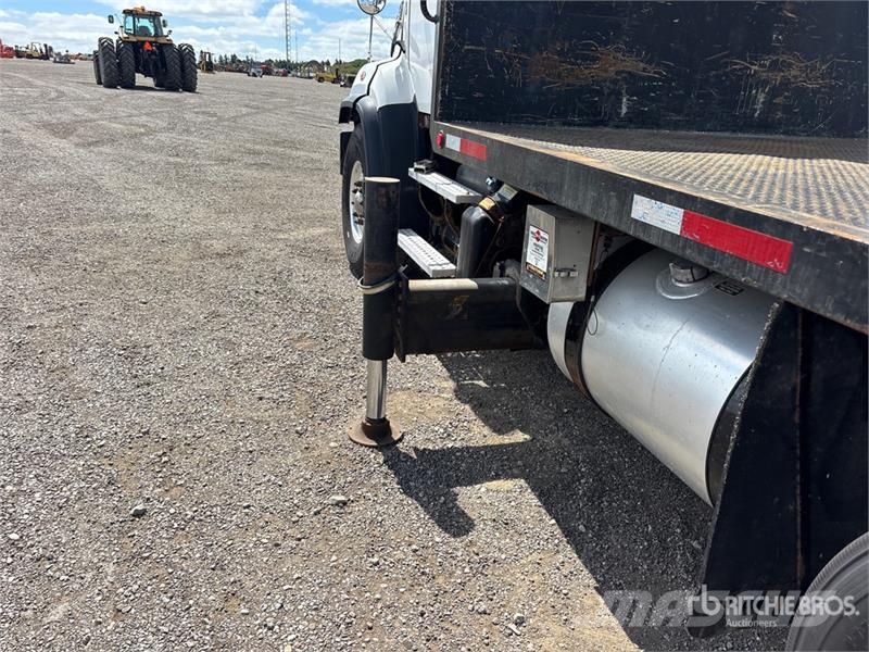 Freightliner 114SD Camiones grúa