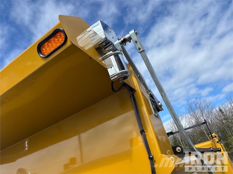 Freightliner 114SD 6x4 Snow Plow Truck (Unused) Forsvar/Miljø
