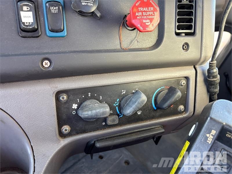 Freightliner 114SD 6x4 Snow Plow Truck Visuotinės / bendrosios paskirties automobiliai