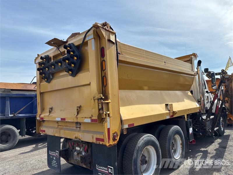 Freightliner 114SD 6x4 Snow Plow Truck 都市/通用型車輛