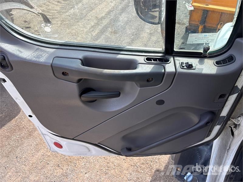 Freightliner 114SD 6x4 Snow Plow Truck 都市/通用型車輛