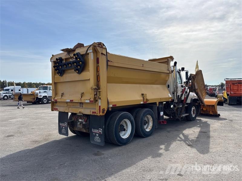 Freightliner 114SD 6x4 Snow Plow Truck 都市/通用型車輛