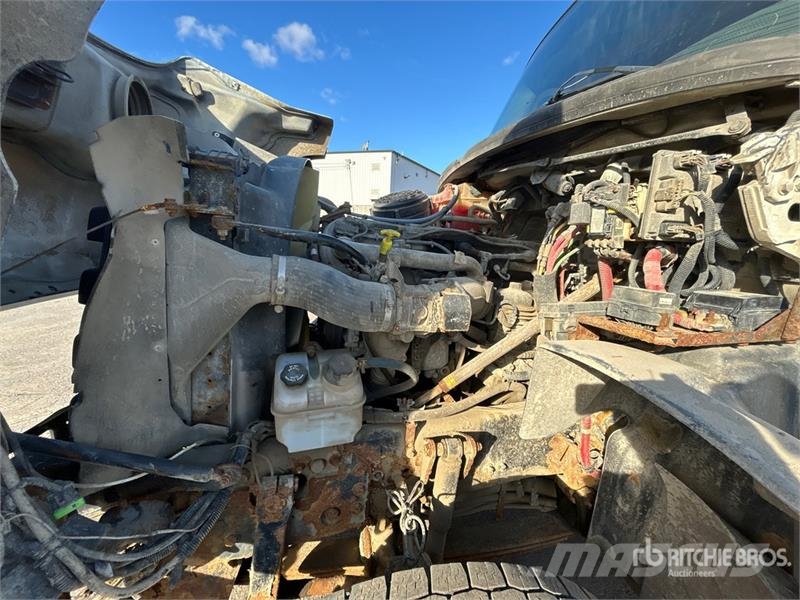 Freightliner 114SD 6x4 T/A Dump Truck Tippbil