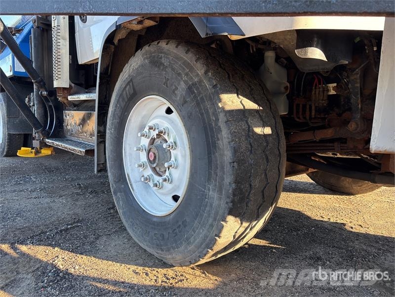 Freightliner 114SD 6x4 Snow Plow Truck Visuotinės / bendrosios paskirties automobiliai