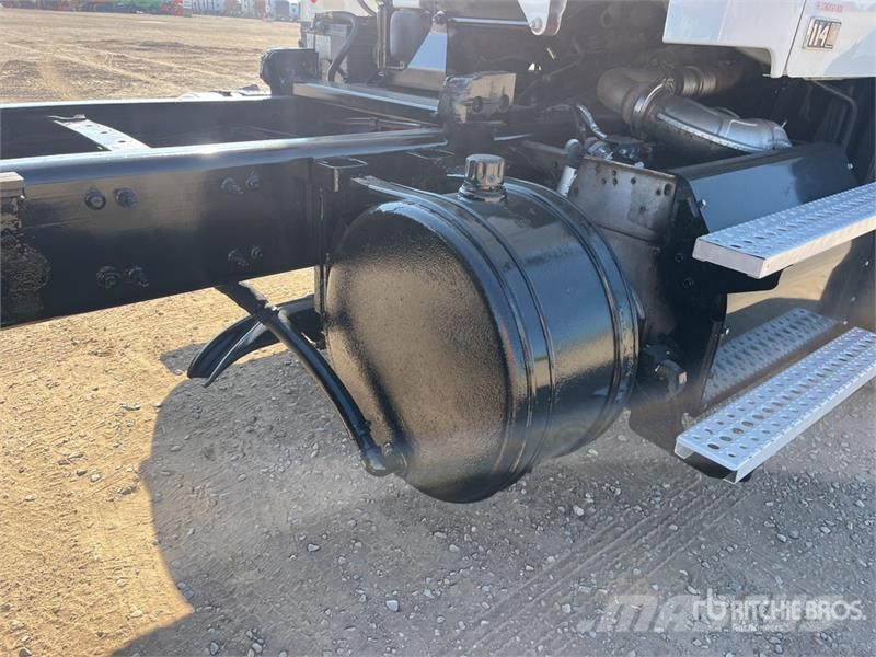 Freightliner 114SD 6x4 Rollback Truck Recovery vehicles